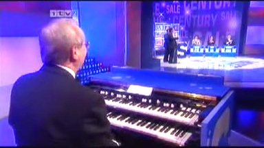 image:gameshow-marathon-organ.jpg