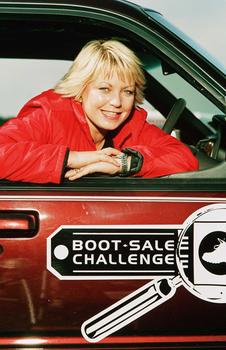 File:Bootsale challenge lorne.jpg
