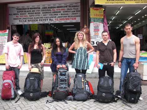 File:Ultimate traveller cast.jpg
