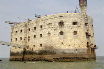 File:Fort boyard castle.jpg