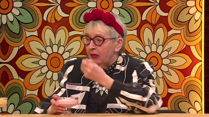 File:Quiz night 2025 su pollard angel delight.jpg