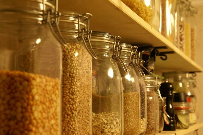 File:Jars of cereal.jpg
