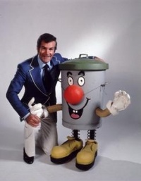 200px-321_ted_with_bin.jpg